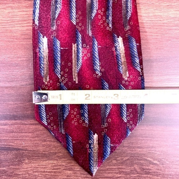 🍁SALE🍁JULIA VALENTINO Vintage Red/Burgundy Silk Necktie - Picture 6 of 8